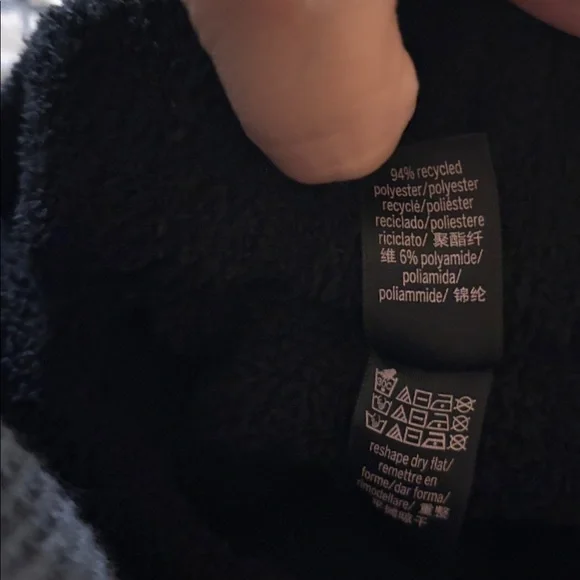 VS Fuzzy Black Set - Picture 4 of 4